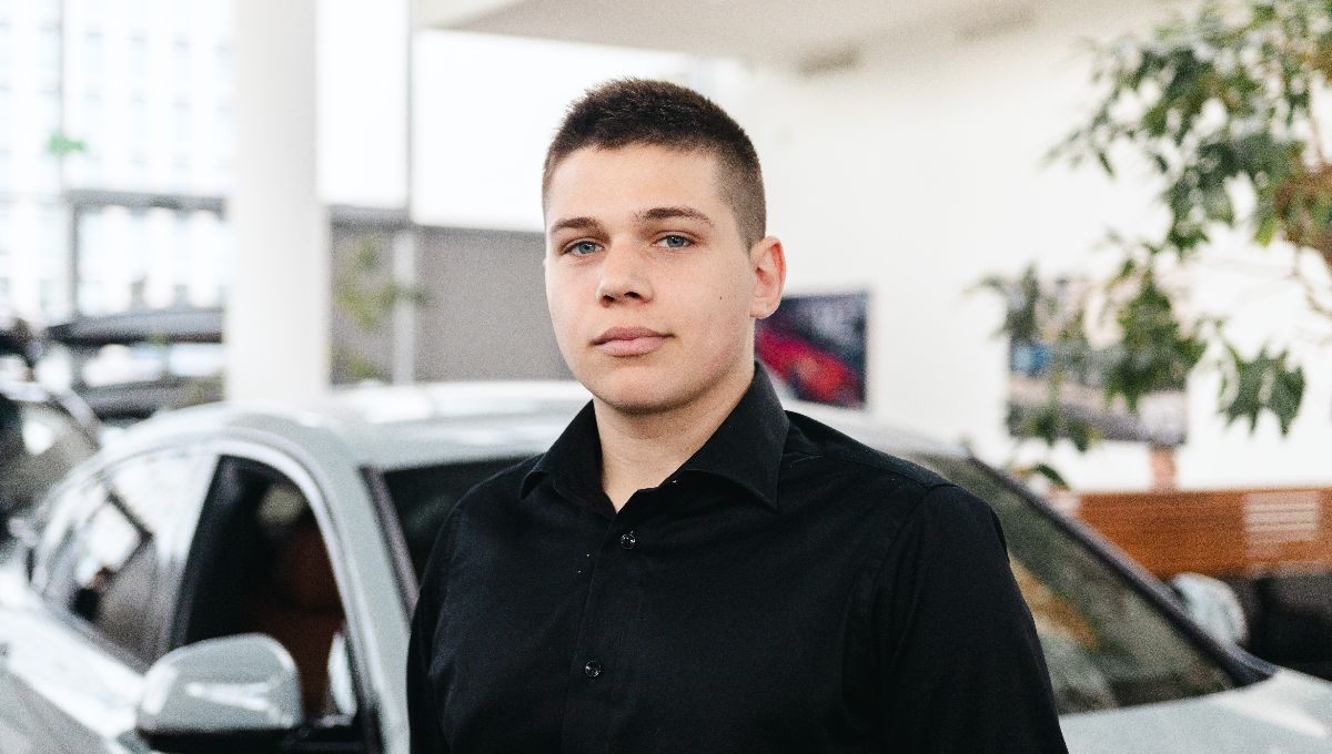 Antoni Półtorak Specjalista ds. Odkupu i Sprzedaży Samochodów Używanych