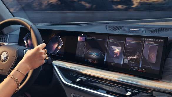  System operacyjny BMW 8. 